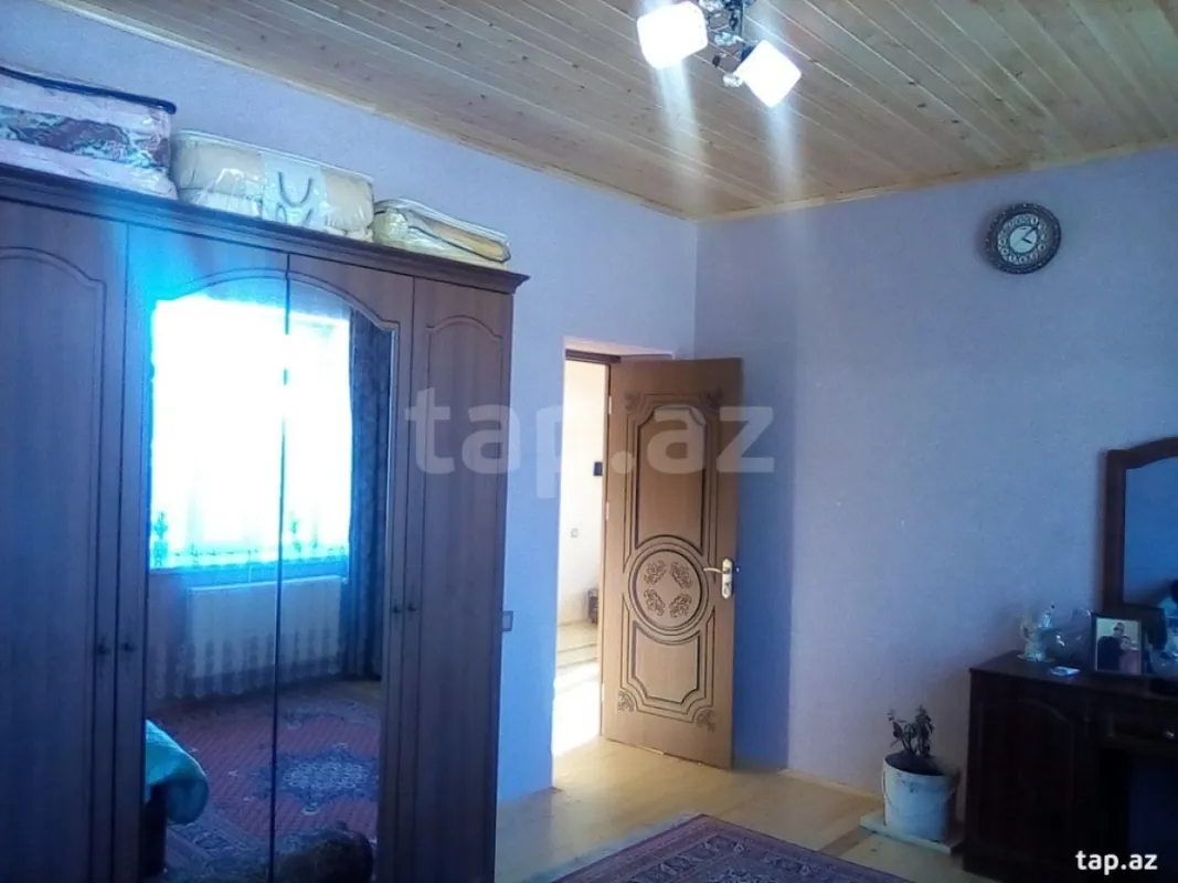 Satılır 3 otaqlı həyət evi