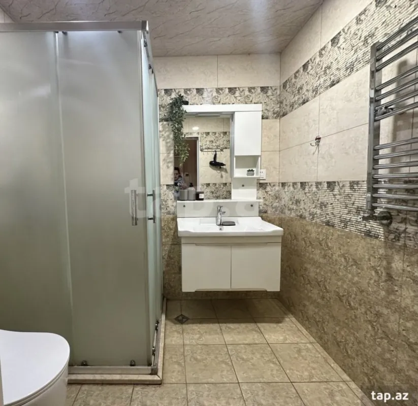 Kirayə verilir 2 otaqlı yeni tikili 52 m²