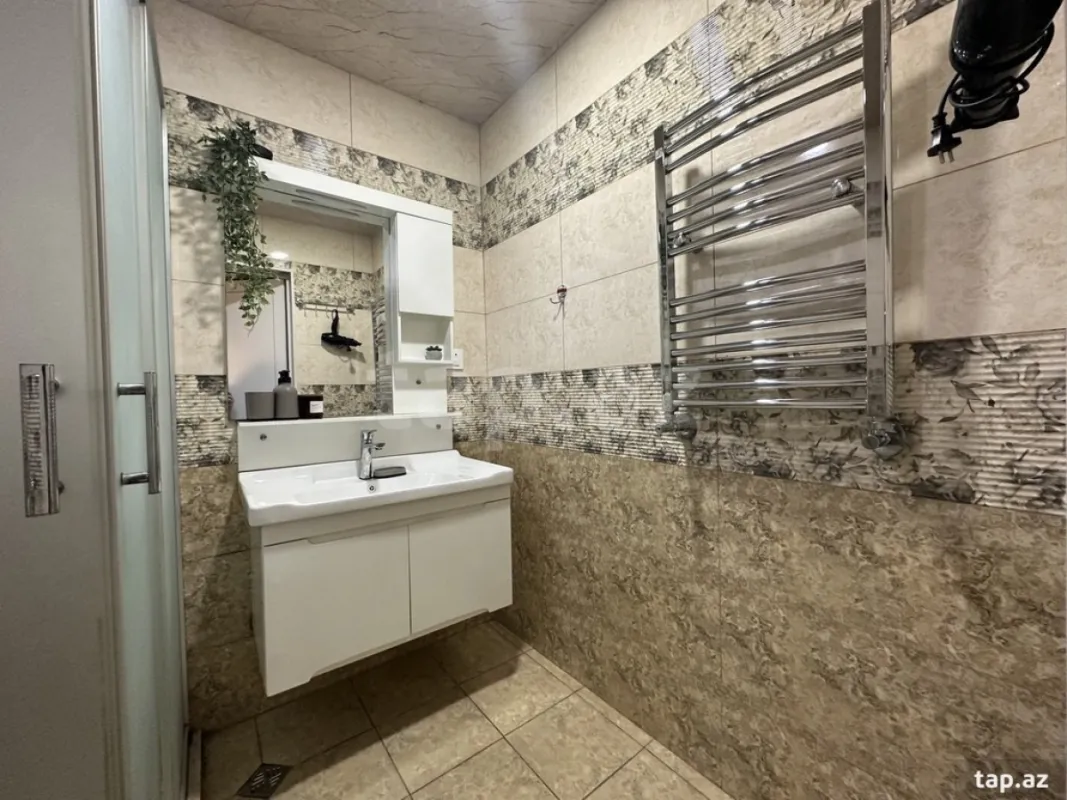 Kirayə verilir 2 otaqlı yeni tikili 52 m²