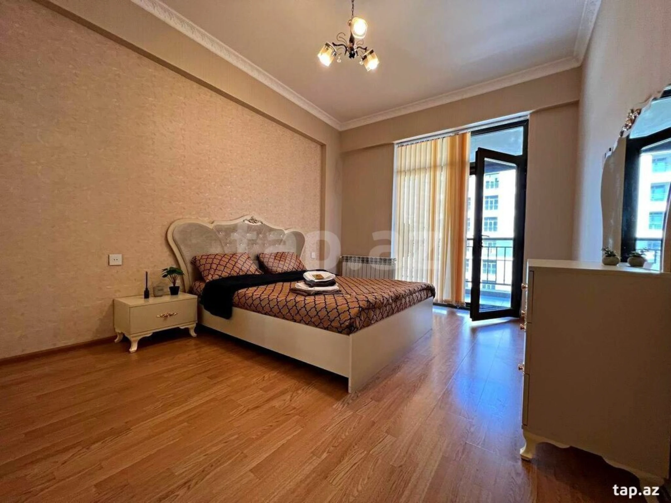 Kirayə verilir 2 otaqlı yeni tikili 52 m²