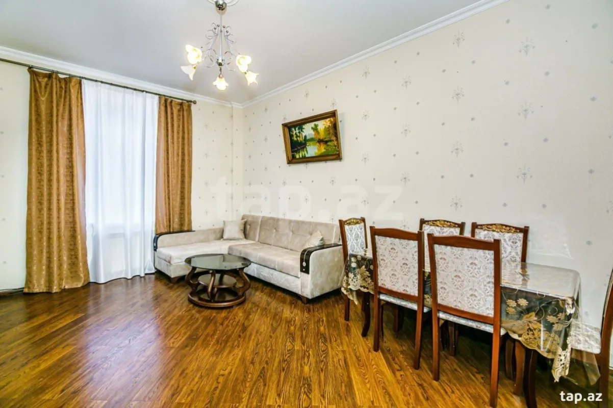 Kirayə verilir 3 otaqlı mənzil 105 m²