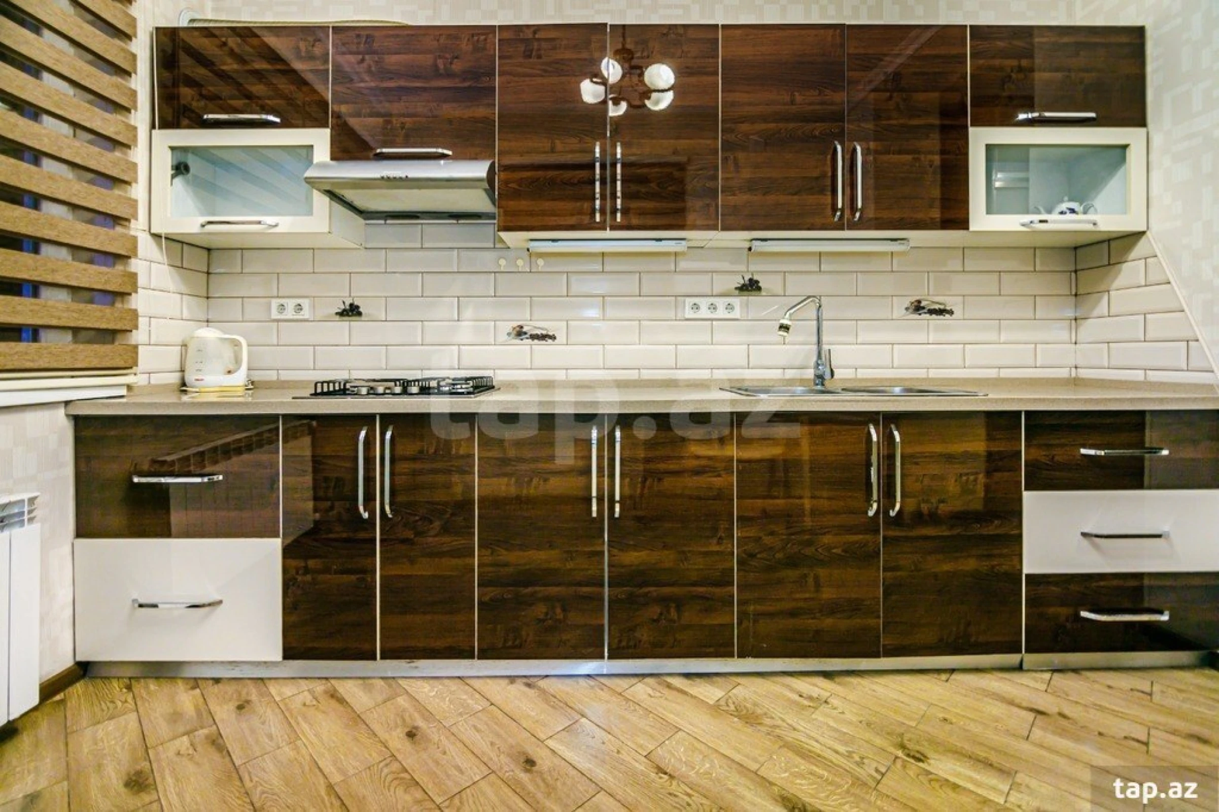 Kirayə verilir 3 otaqlı mənzil 105 m²