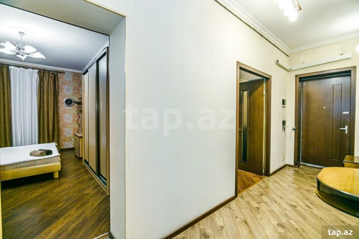 Kirayə verilir 3 otaqlı mənzil 105 m²