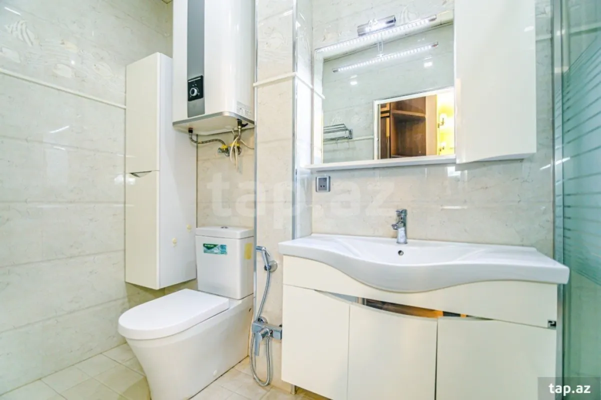 Kirayə verilir 3 otaqlı mənzil 105 m²