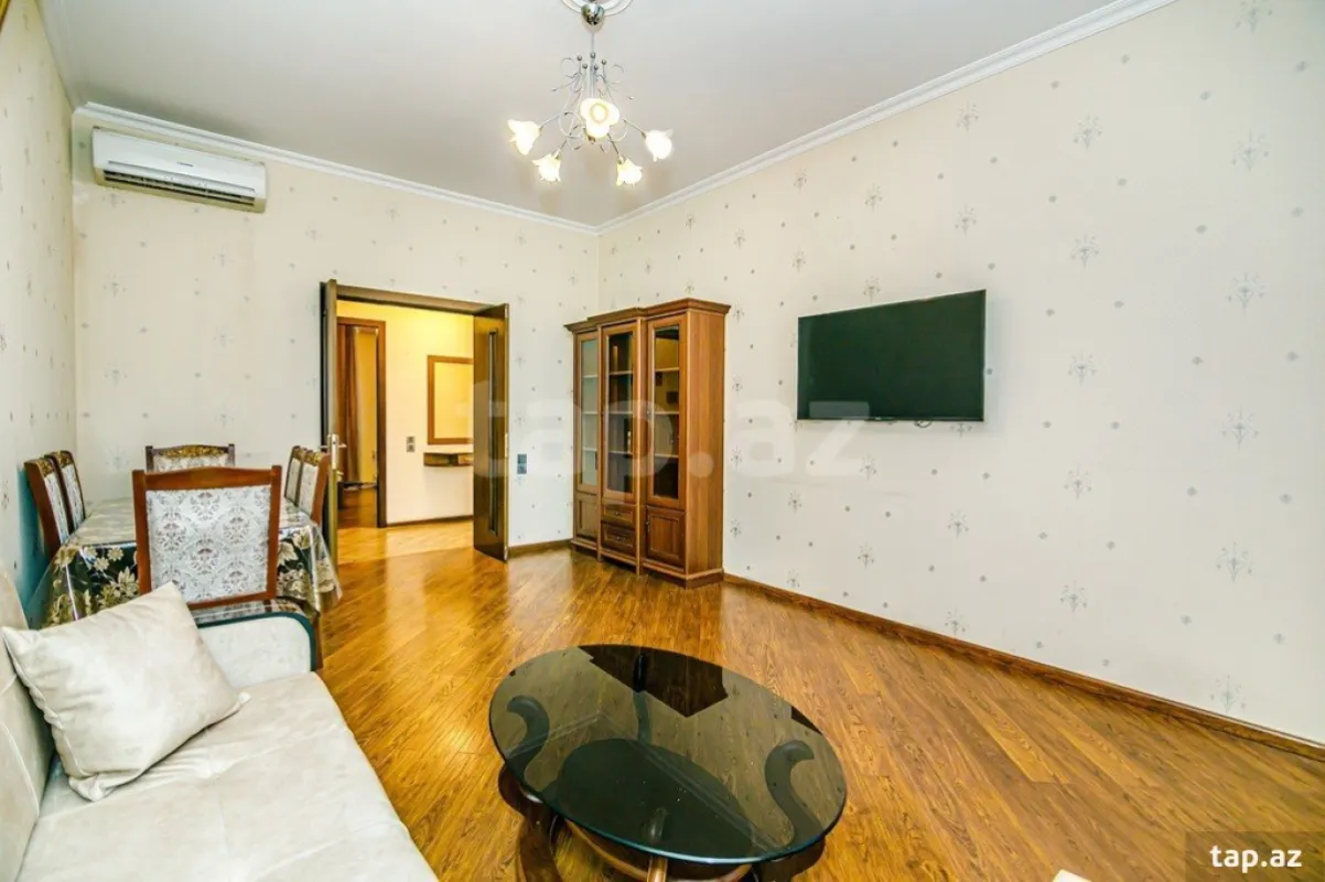 Kirayə verilir 3 otaqlı mənzil 105 m²