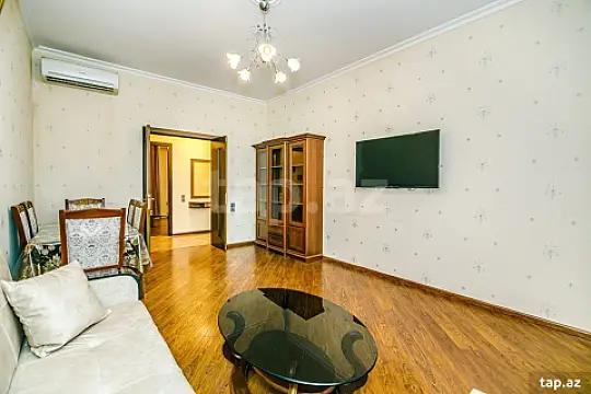 Kirayə verilir 3 otaqlı mənzil 105 m²