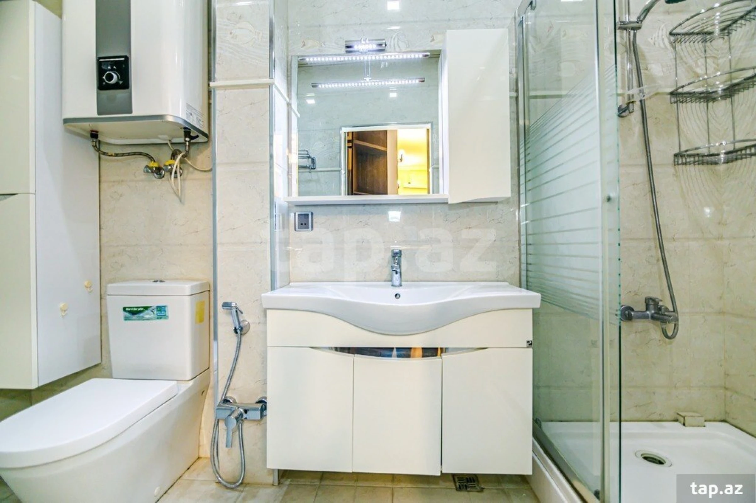 Kirayə verilir 3 otaqlı mənzil 105 m²
