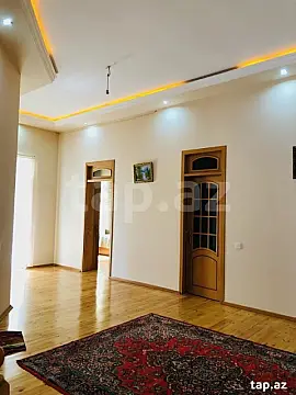 Satılır 9 otaqlı həyət evi