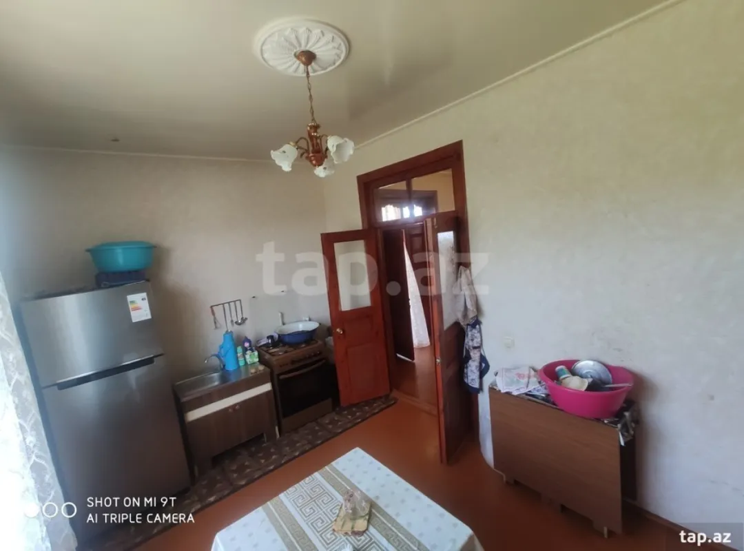 Satılır 4 otaqlı həyət evi