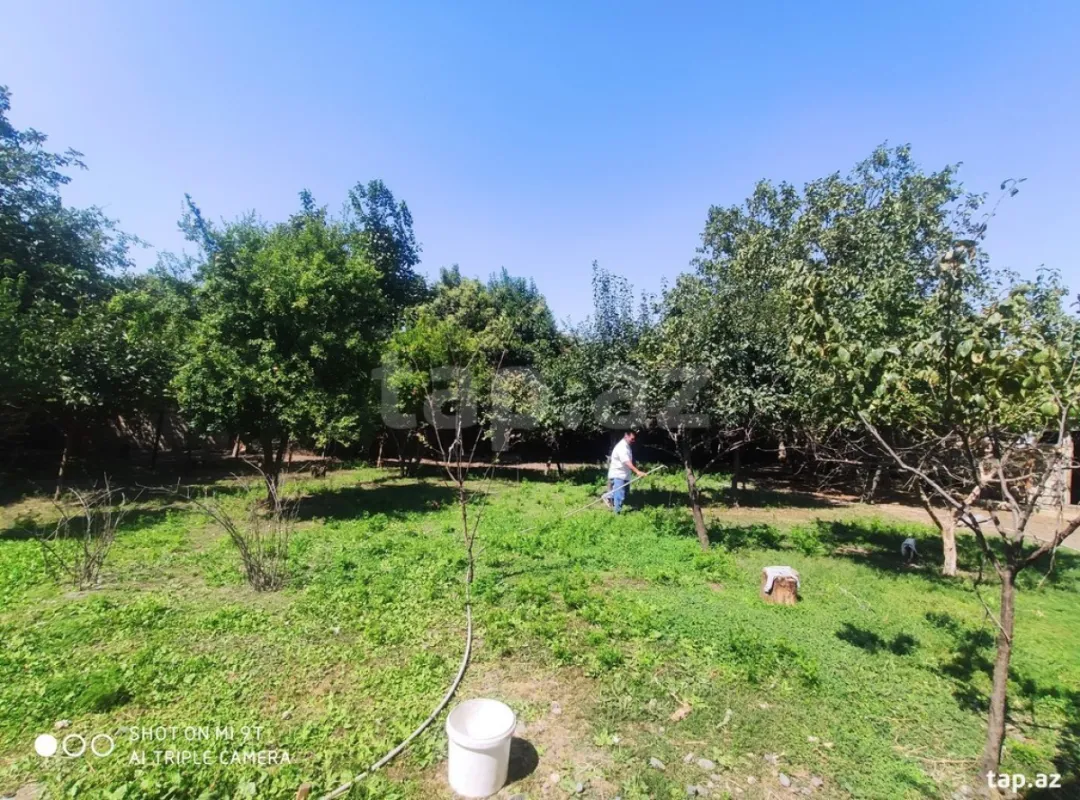 Satılır 4 otaqlı həyət evi