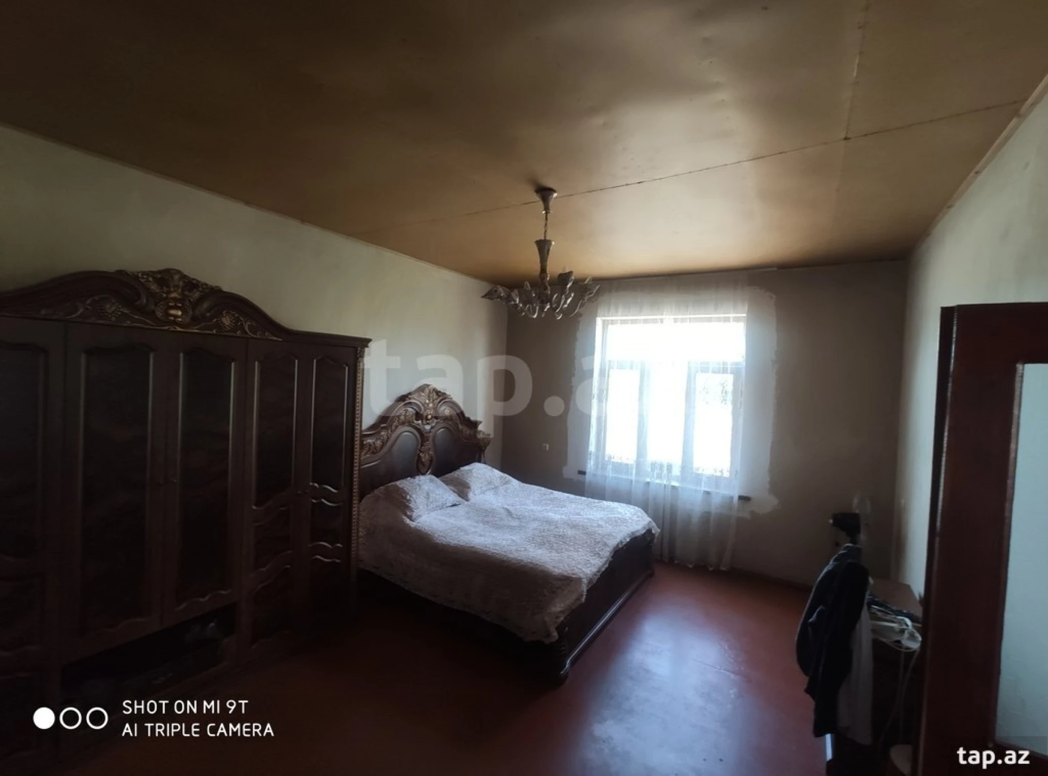 Satılır 4 otaqlı həyət evi