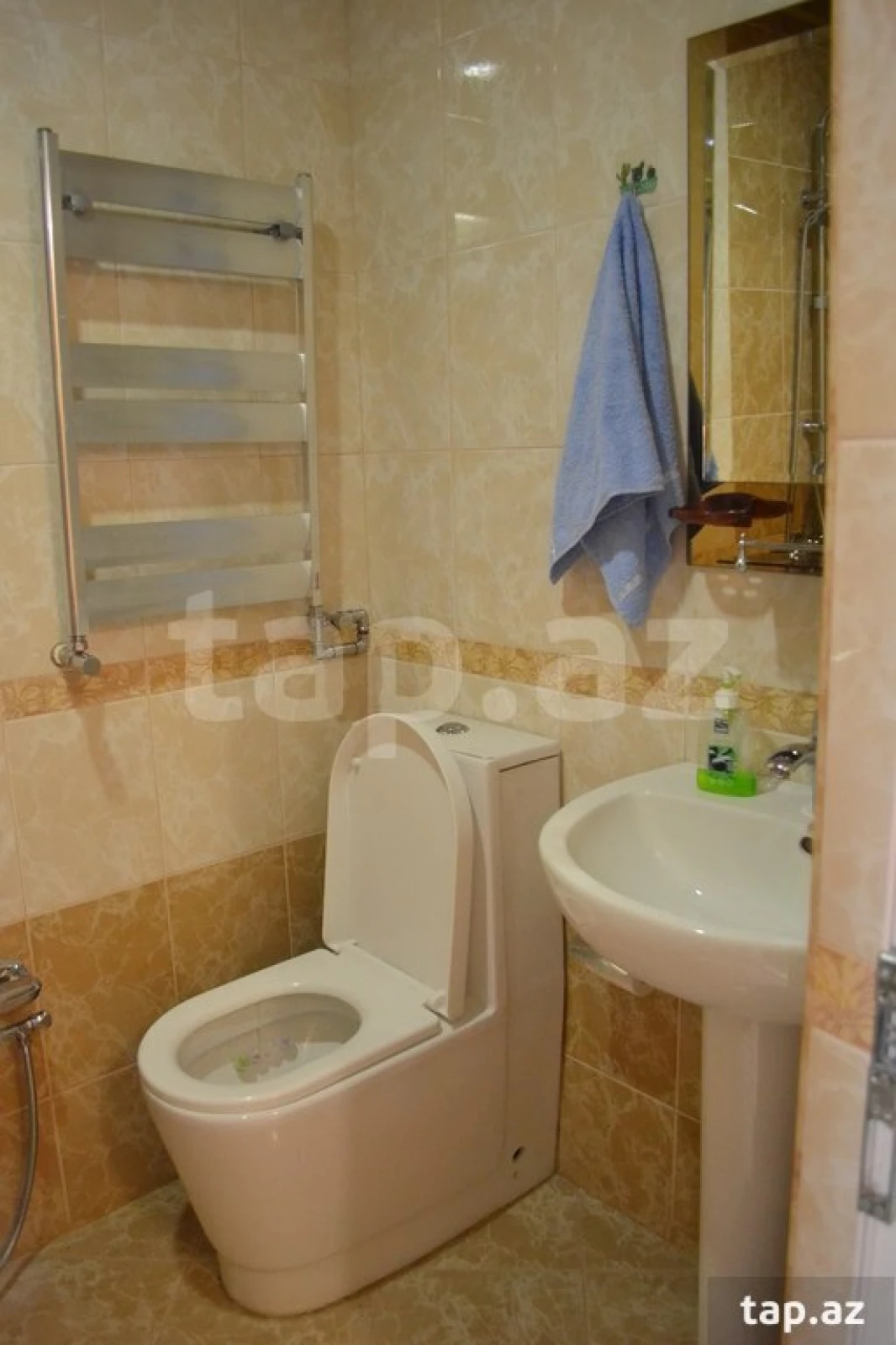 Kirayə verilir 3 otaqlı həyət evi