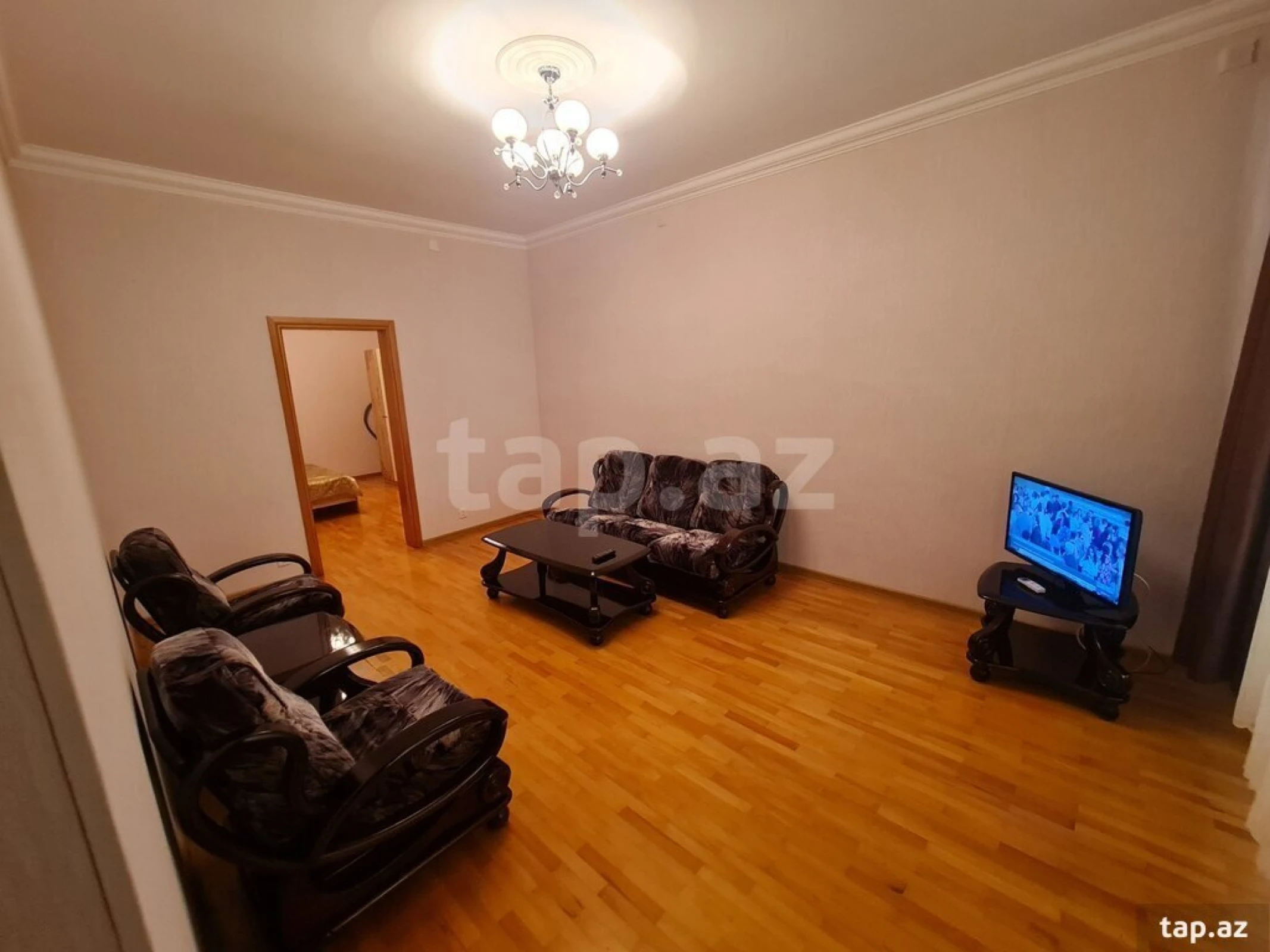 Kirayə verilir 2 otaqlı mənzil 70 m²