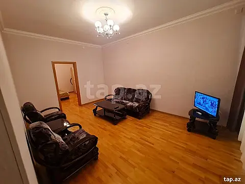 Kirayə verilir 2 otaqlı mənzil 70 m²