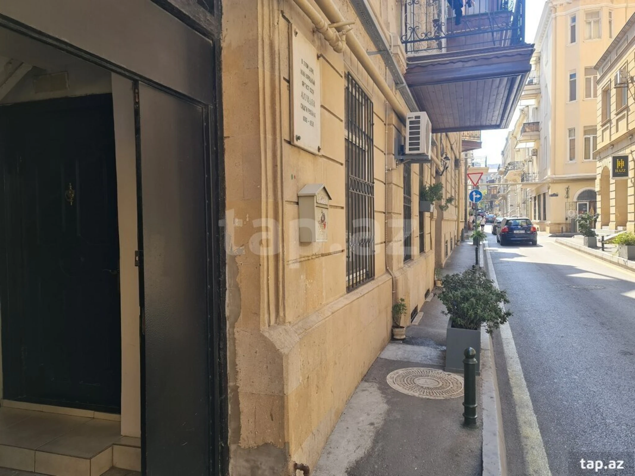 Kirayə verilir 2 otaqlı mənzil 70 m²