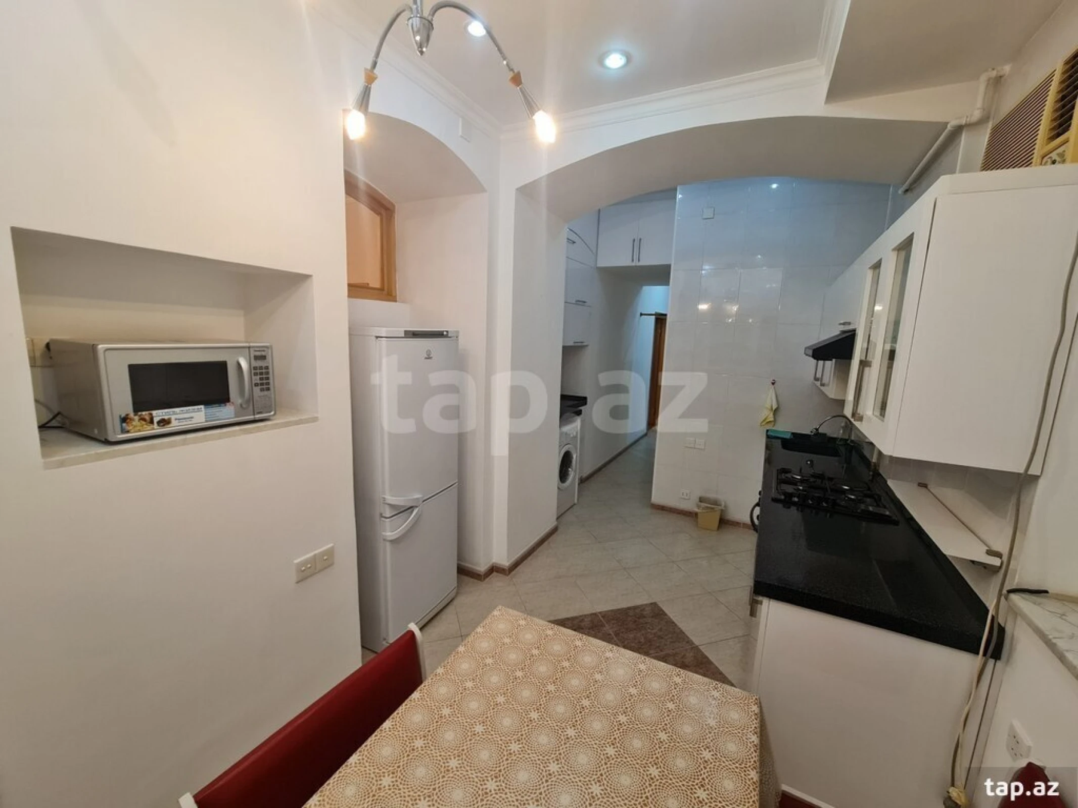 Kirayə verilir 2 otaqlı mənzil 70 m²