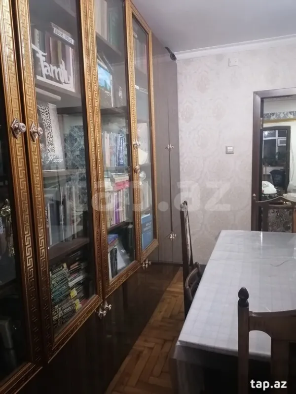 Satılır 5 otaqlı mənzil 112 m²
