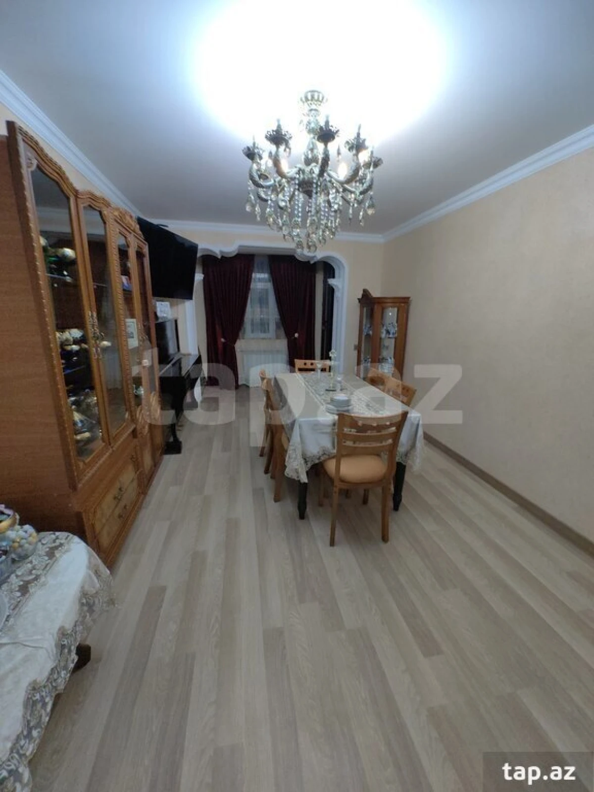 Satılır 5 otaqlı mənzil 112 m²