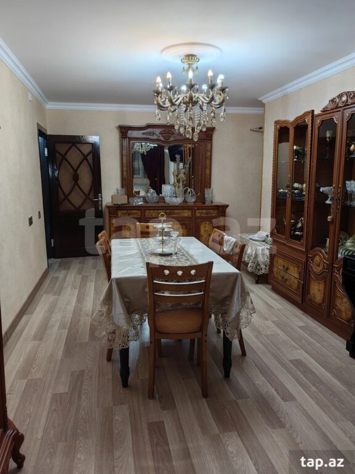 Satılır 5 otaqlı mənzil 112 m²