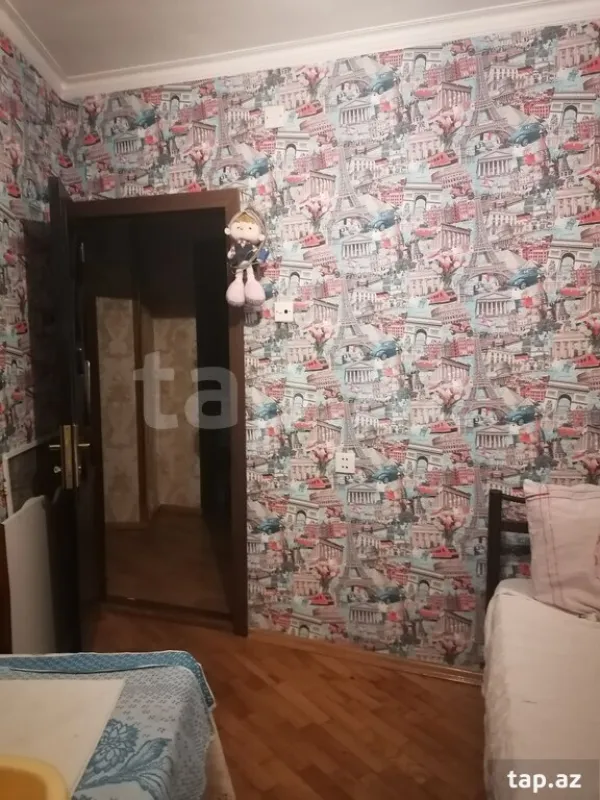 Satılır 5 otaqlı mənzil 112 m²