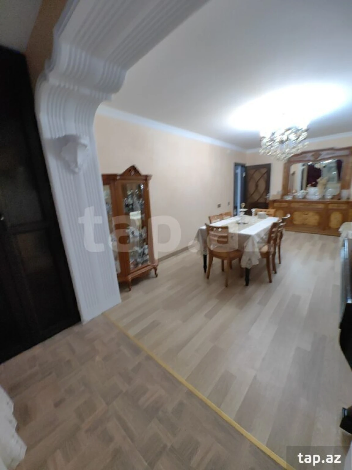 Satılır 5 otaqlı mənzil 112 m²