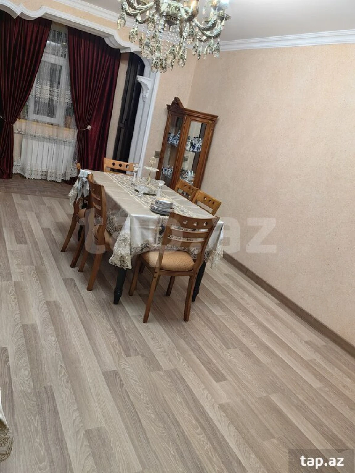 Satılır 5 otaqlı mənzil 112 m²