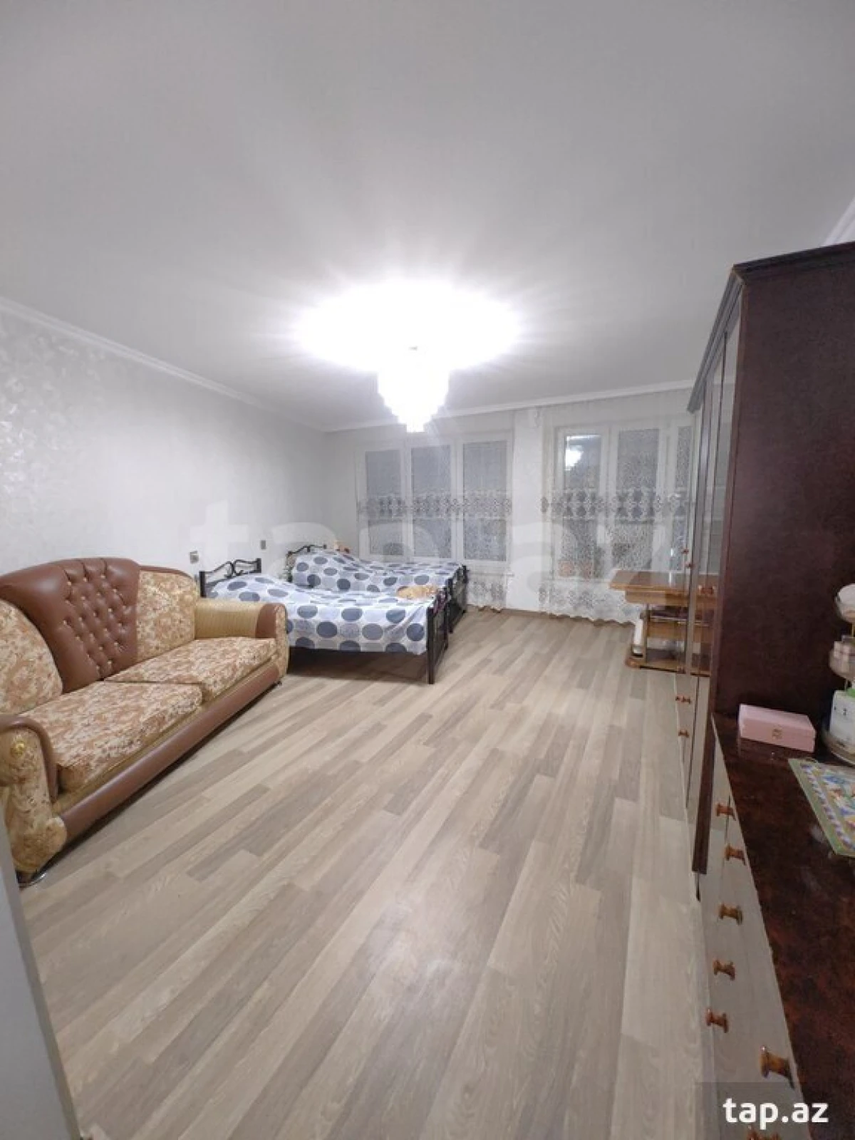 Satılır 5 otaqlı mənzil 112 m²