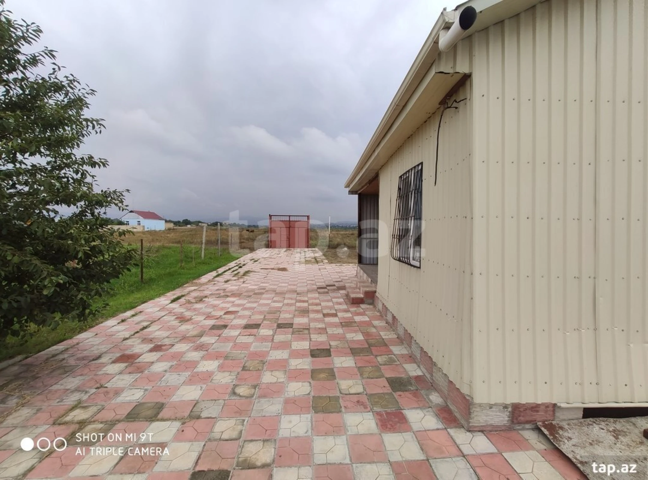 Satılır 2 otaqlı həyət evi