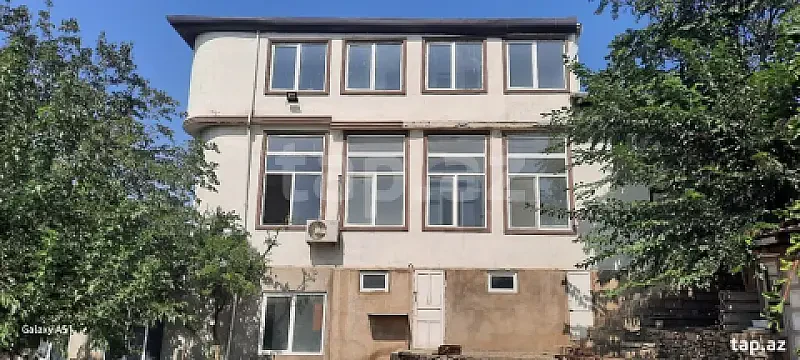 Satılır 10 otaqlı həyət evi 600 m² — Bakı 10 otaq 600.00 m²