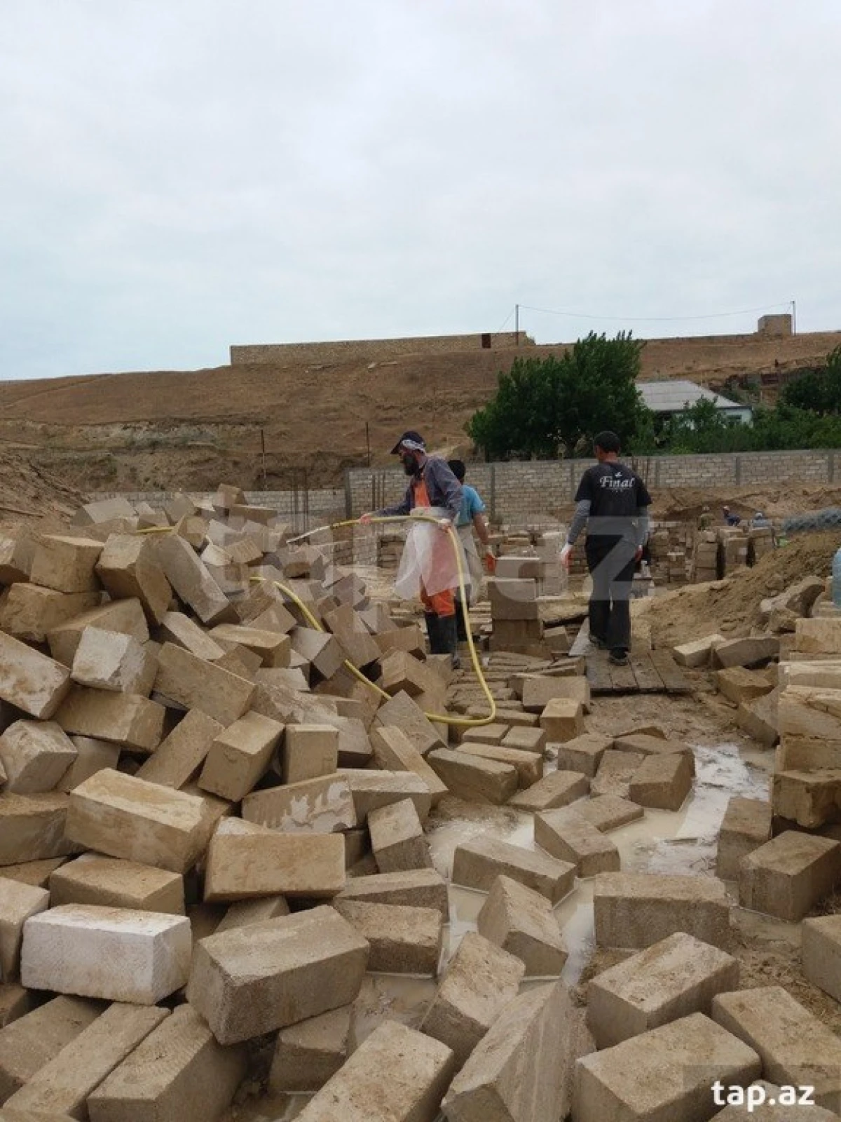 Satılır 10 otaqlı həyət evi 768 m²