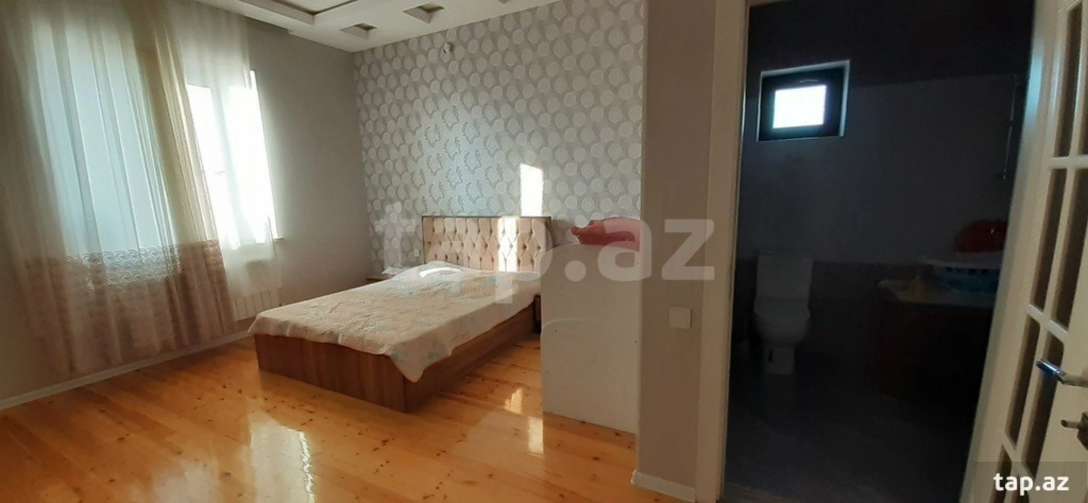 Satılır 10 otaqlı həyət evi 768 m²