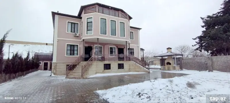 Satılır 10 otaqlı həyət evi 768 m² — Bakı, Novxanı 10 otaq 768.00 m²
