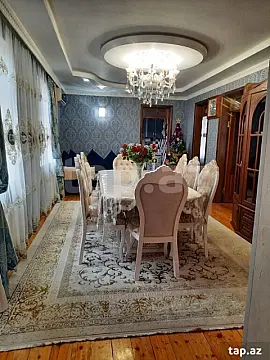 Satılır 6 otaqlı həyət evi