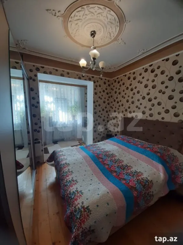 Satılır 3 otaqlı mənzil 70 m²