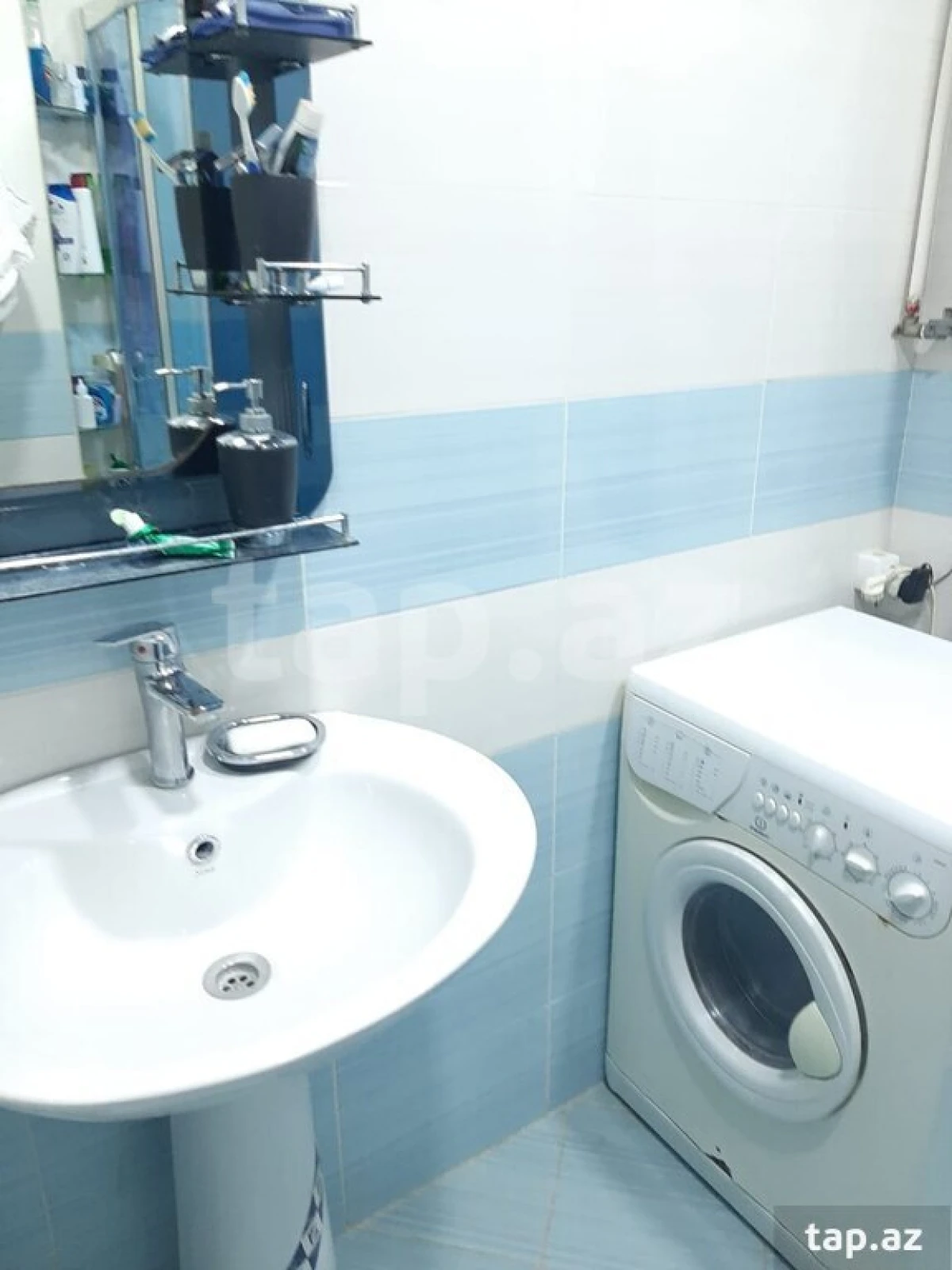 Satılır 3 otaqlı mənzil 70 m²