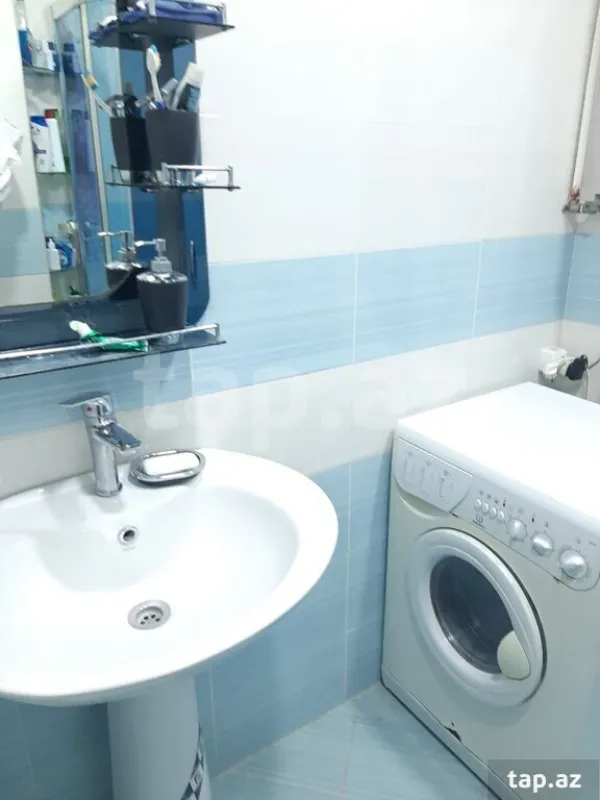 Satılır 3 otaqlı mənzil 70 m²