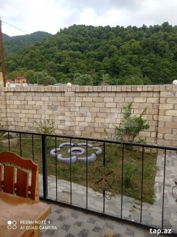 Kirayə verilir 4 otaqlı həyət evi