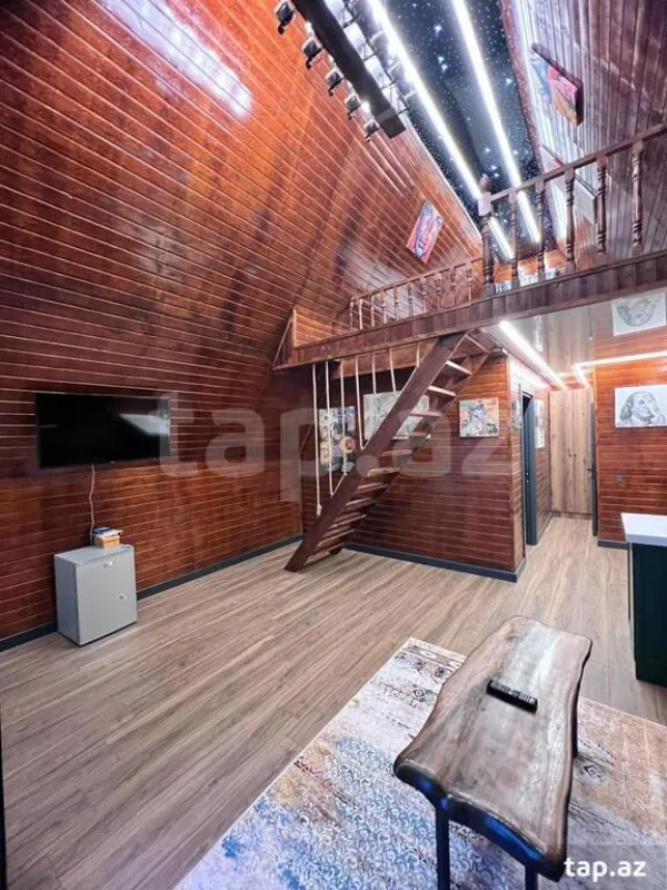 Kirayə verilir 2 otaqlı həyət evi 90 m²