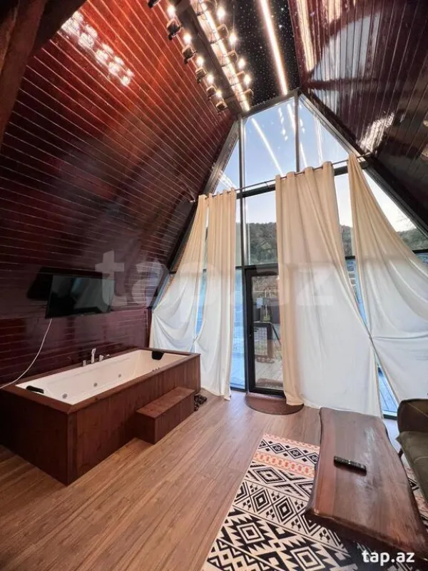 Kirayə verilir 2 otaqlı həyət evi 90 m²