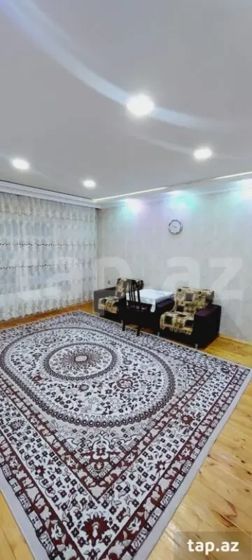 Satılır 3 otaqlı həyət evi 300 m²