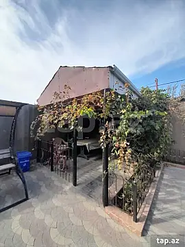 Satılır 5 otaqlı həyət evi