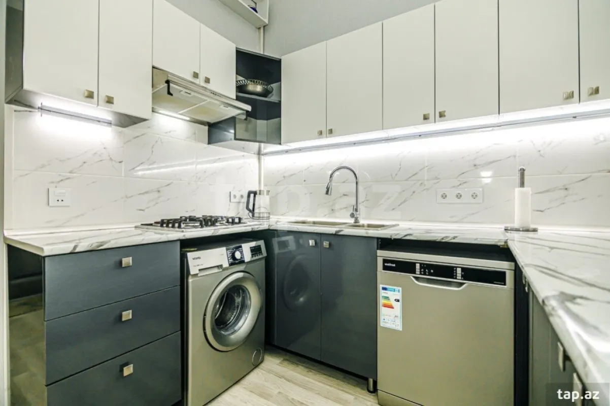 Kirayə verilir 3 otaqlı yeni tikili 100 m²