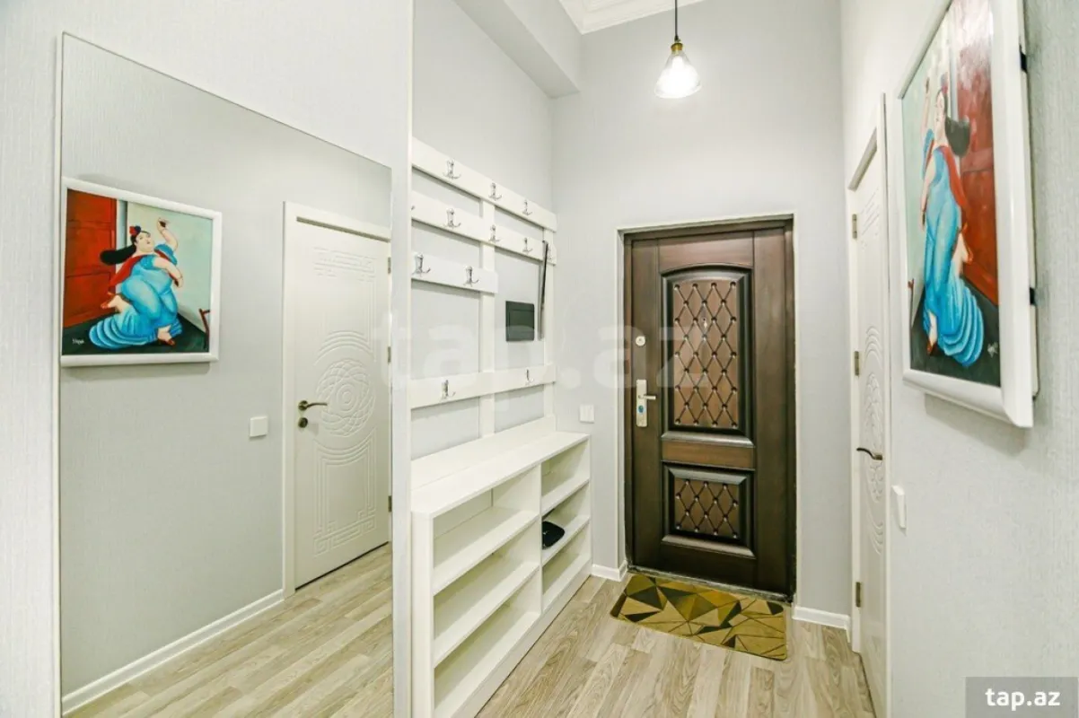 Kirayə verilir 3 otaqlı yeni tikili 100 m²