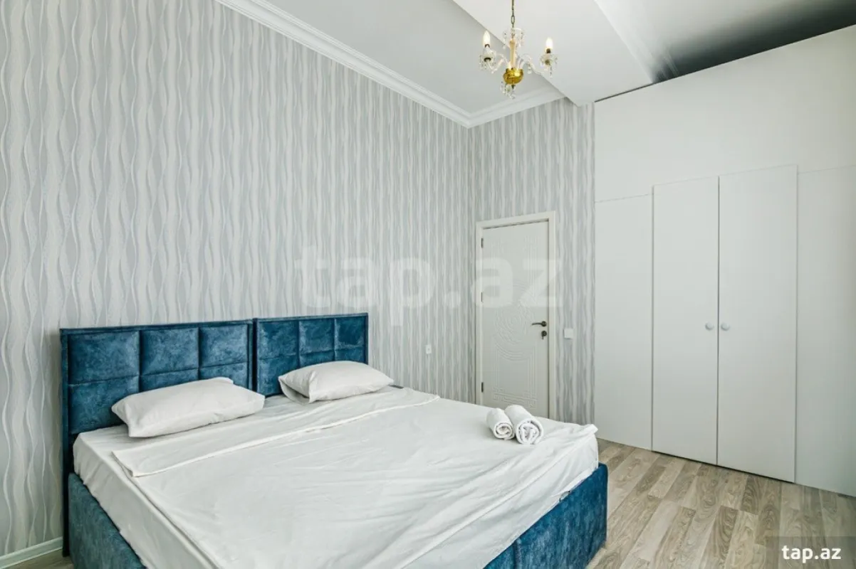 Kirayə verilir 3 otaqlı yeni tikili 100 m²