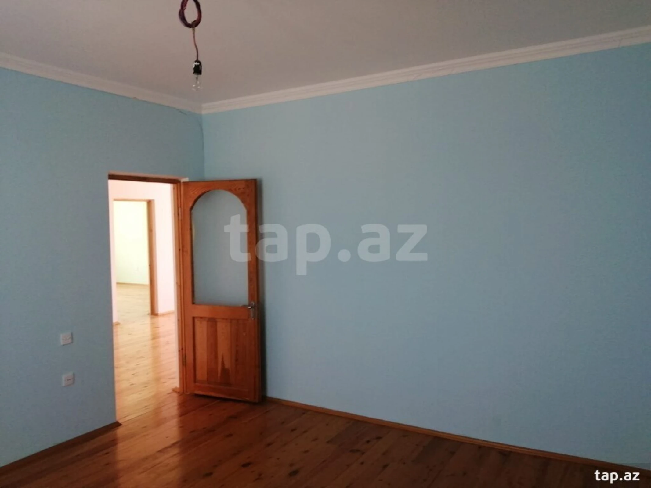 Satılır 4 otaqlı həyət evi