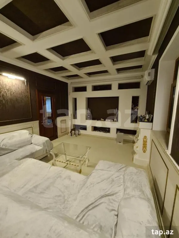 Kirayə verilir 4 otaqlı həyət evi 240 m²