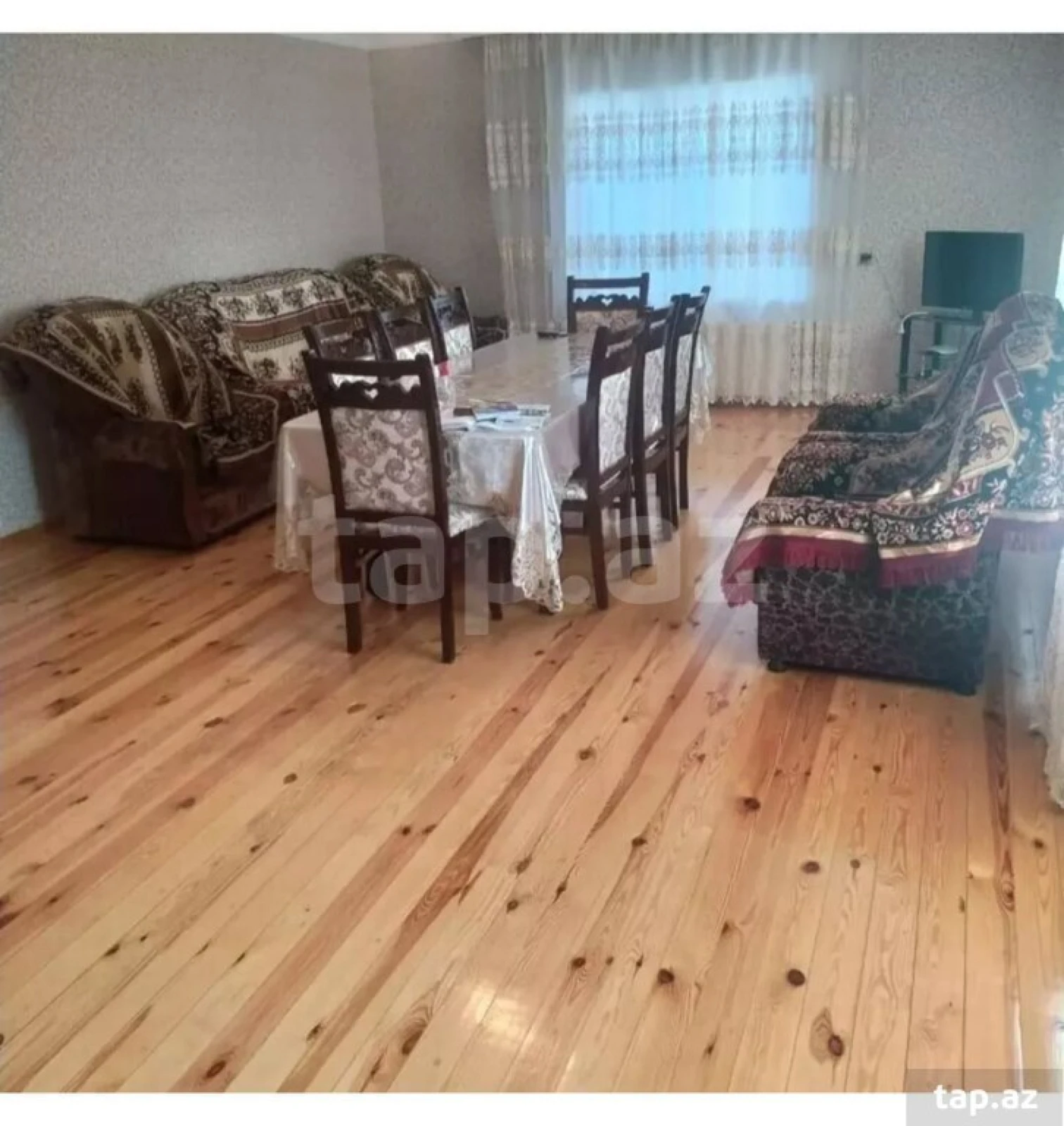 Satılır 7 otaqlı həyət evi