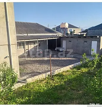 Satılır 7 otaqlı həyət evi