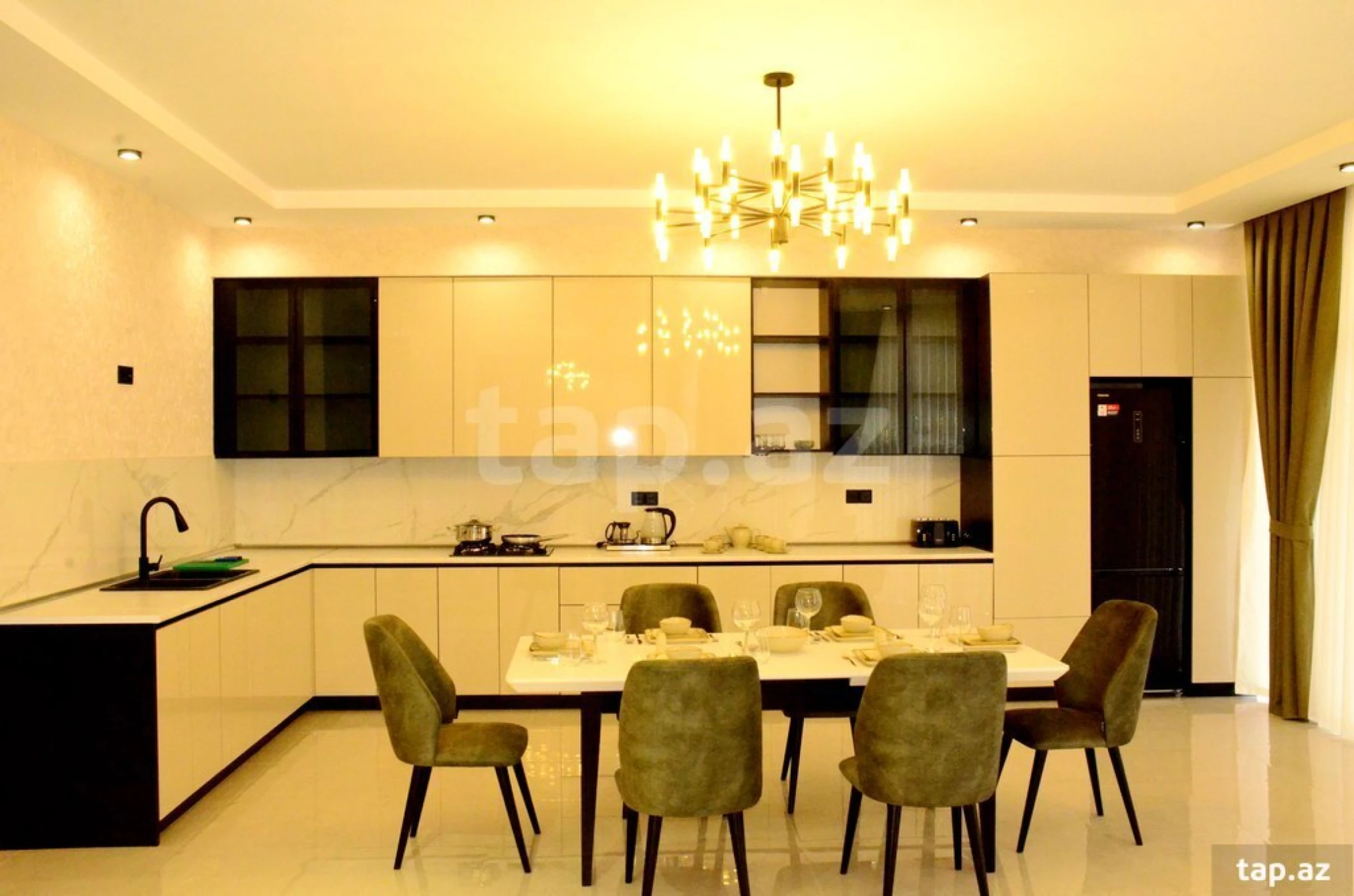 Kirayə verilir 6 otaqlı həyət evi