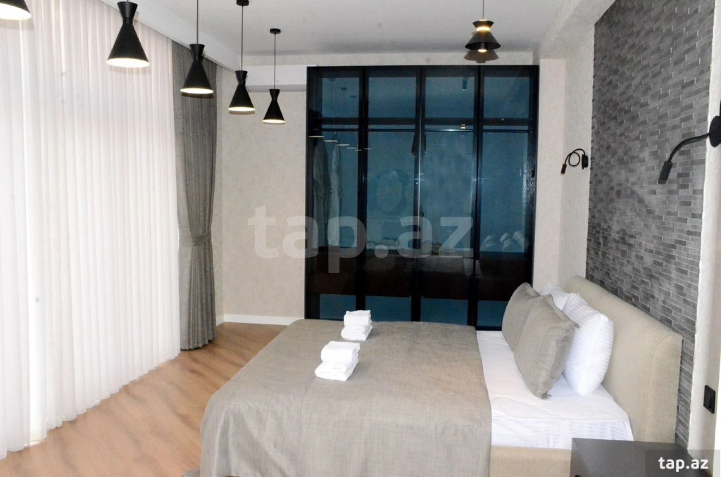 Kirayə verilir 6 otaqlı həyət evi